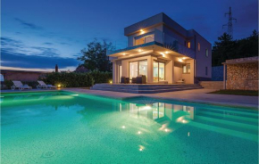 Awesome Home In Crikvenica With Wifi